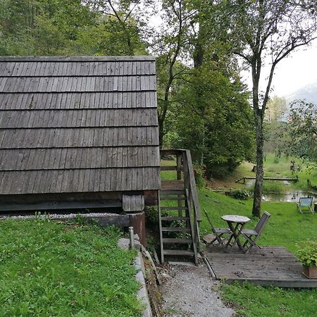 Hotel Glamping Zlata Ribica Idrija pri Baci Zewnętrze zdjęcie
