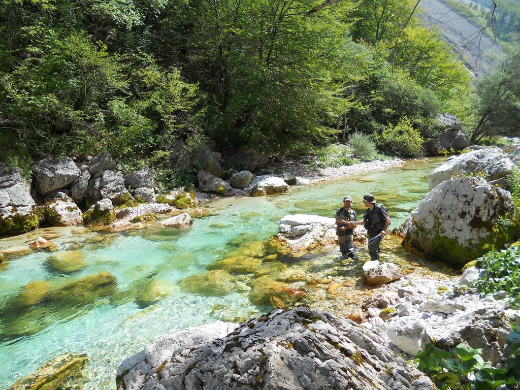 Hotel Glamping Zlata Ribica Idrija pri Baci Zewnętrze zdjęcie