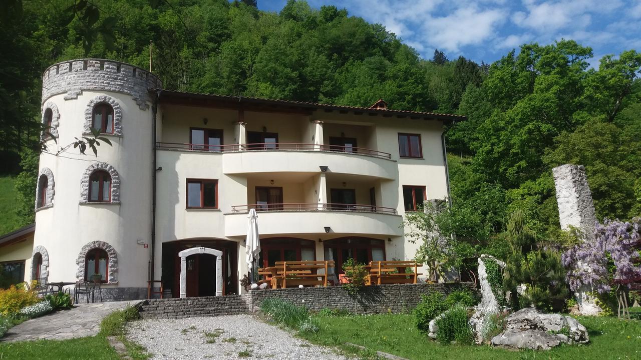 Hotel Glamping Zlata Ribica Idrija pri Baci Zewnętrze zdjęcie